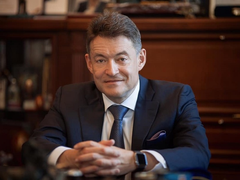 Генеральный директор ФГБУ «НМИЦ радиологии» Минздрава России, главный внештатный онколог Минздрава России Андрей Дмитриевич Каприн отмечает 55-летний юбилей 