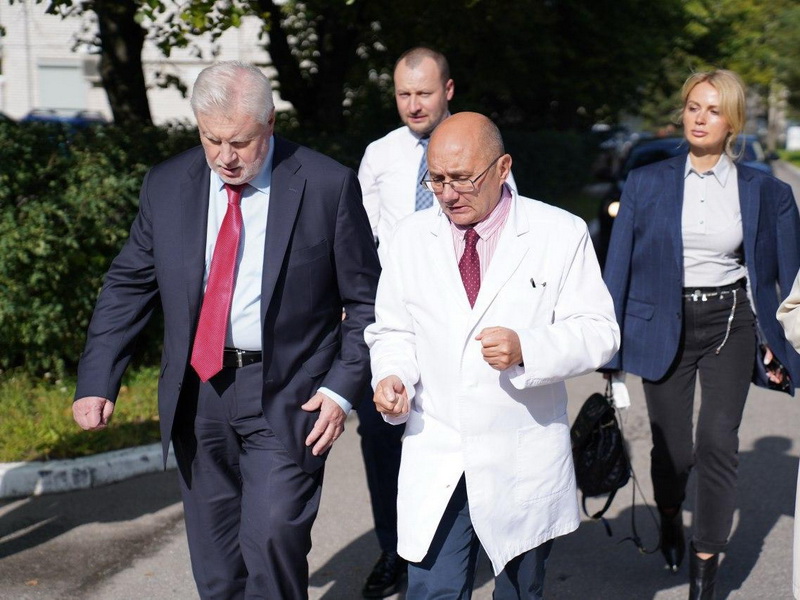 Сергей Михайлович Миронов ознакомился с деятельностью Центра в ходе рабочего визита