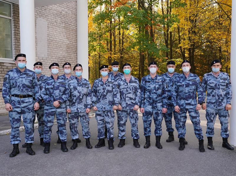 Спецоперация в НМИЦ: сотрудники ОМОН сдали кровь для онкобольных