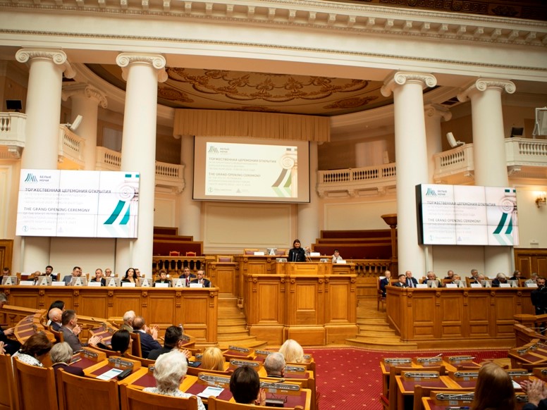 IX Петербургский международный онкологический форум «Белые ночи 2023» начал свою работу