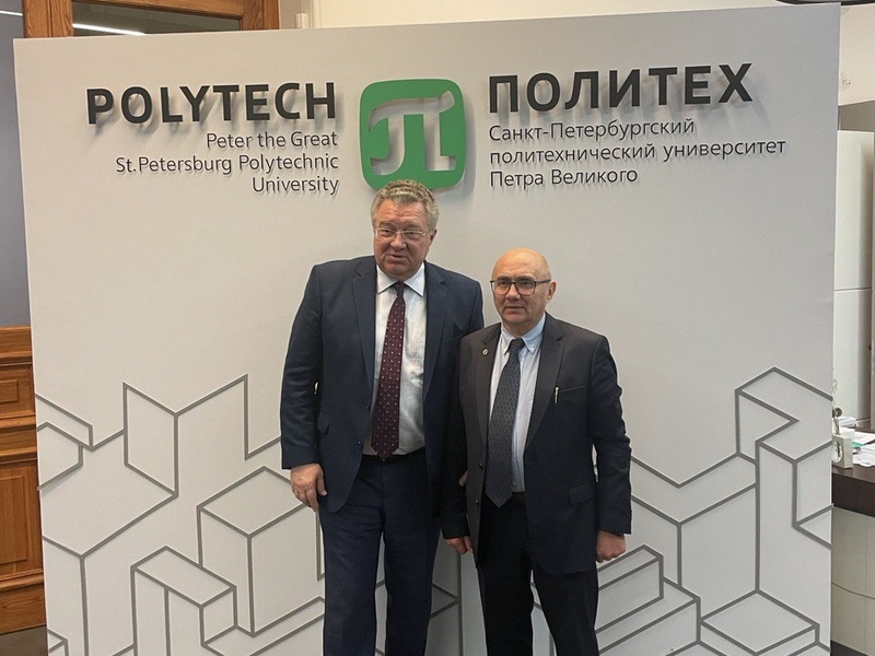 НМИЦ онкологии им. Петрова и Политех приступили к разработке нового таргетного противоопухолевого препарата