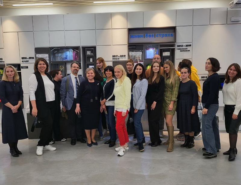 экскурсия на биокад.jpg