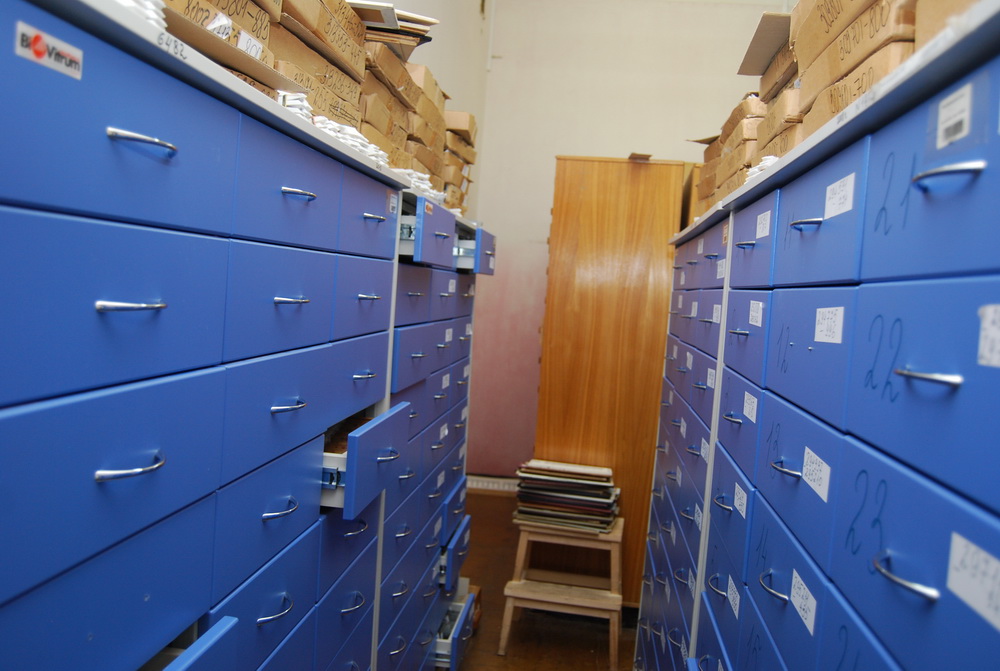 archive.jpg archive.jpg