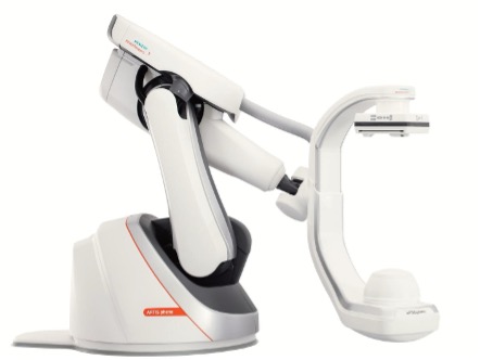 Роботизированная напольная ангиографическая установка